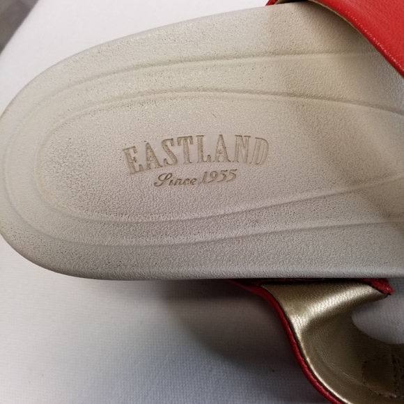 Eastland ivory with red leather straps Cape Ann 11M - Picture 6 of 7